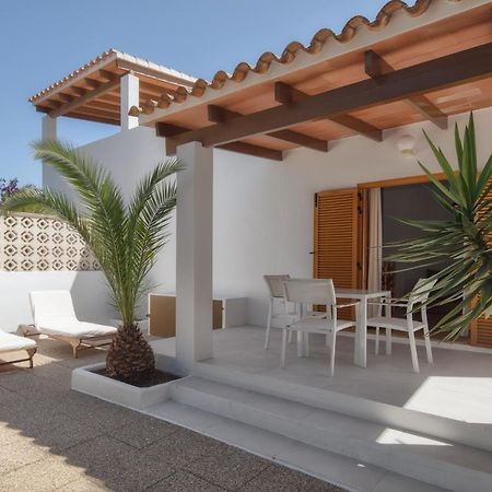 Alojamientos Turisticos Cardona - Apartamento 1 Hab. Standart Es Pujols Eksteriør bilde